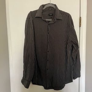 VanHeusen Long Sleeve Black and White Striped Button Down